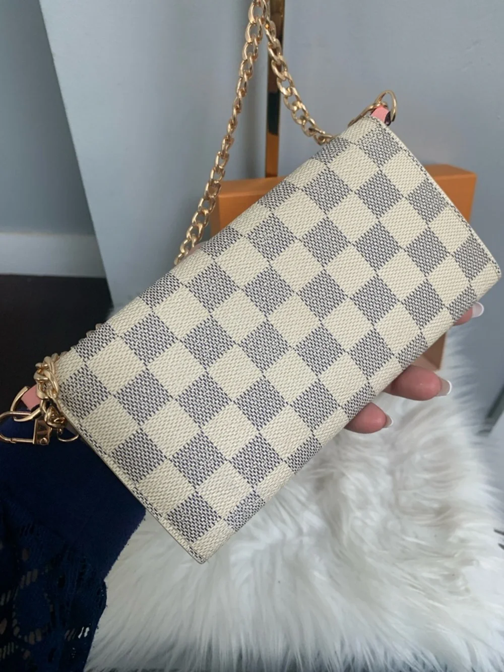 2007 authentic Louis Vuitton Damier Azur Sarah wallet w/ box & conversion kit. - Picture 7 of 16